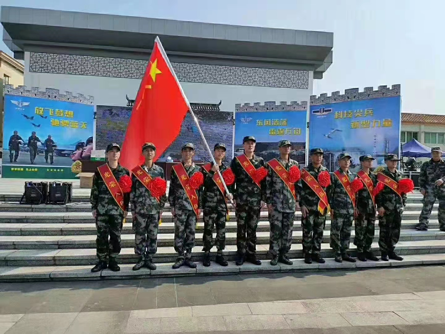 名人的校園叛逆真相：揭秘背后的原因與故事！