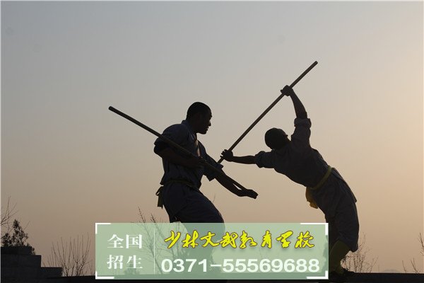 家長們知道應(yīng)該怎么與叛逆期的孩子進行溝通嗎