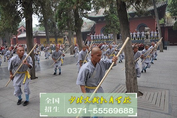 家長應該怎么教育處于青春叛逆期間的孩子